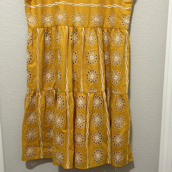 Loft Eyelet Mustard Embroidered Dress Oversize
Medium Floral Cottage coquette - Picture 9 of 15